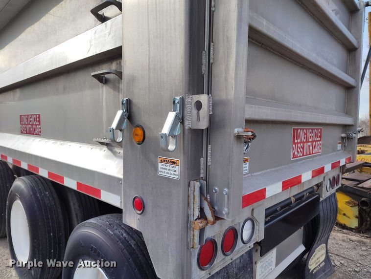 image for item DT0852 2015 Truck Equipment Service Co Cornhusker 800 end dump pup trailer