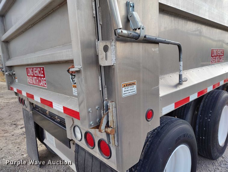 image for item DT0852 2015 Truck Equipment Service Co Cornhusker 800 end dump pup trailer