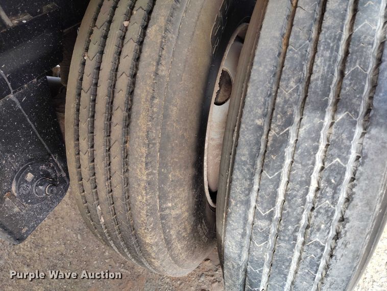 image for item DT0852 2015 Truck Equipment Service Co Cornhusker 800 end dump pup trailer