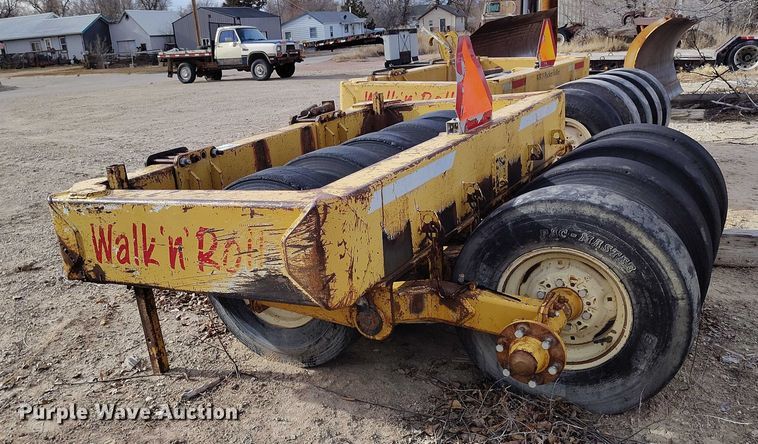 image for item DT0853 Walk 'n Roll pneumatic roller