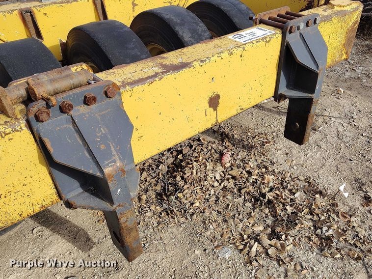 image for item DT0853 Walk 'n Roll pneumatic roller