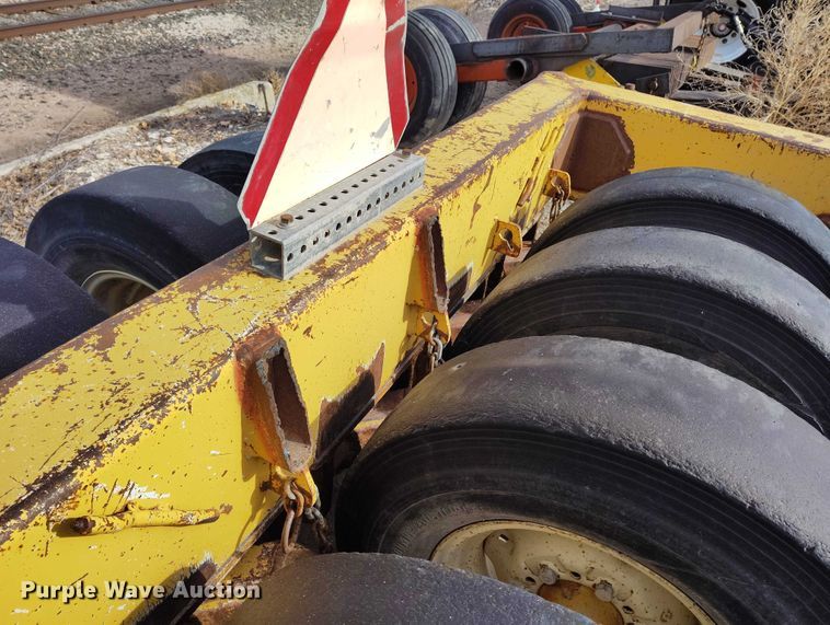 image for item DT0853 Walk 'n Roll pneumatic roller