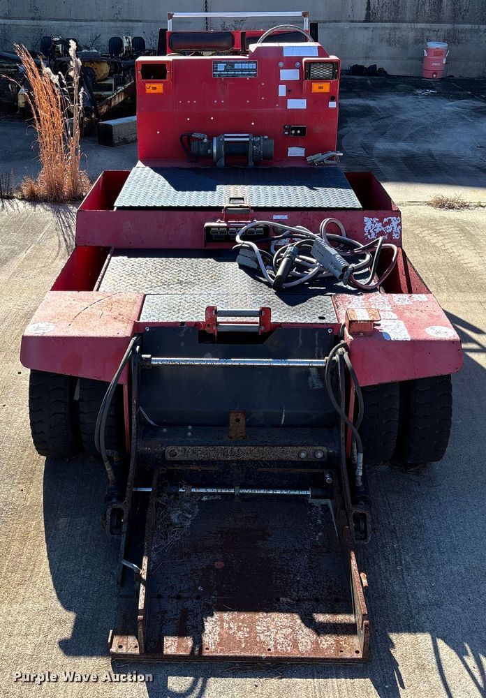 image for item DU0349 2003 Lextro AP8750B  aircraft tug