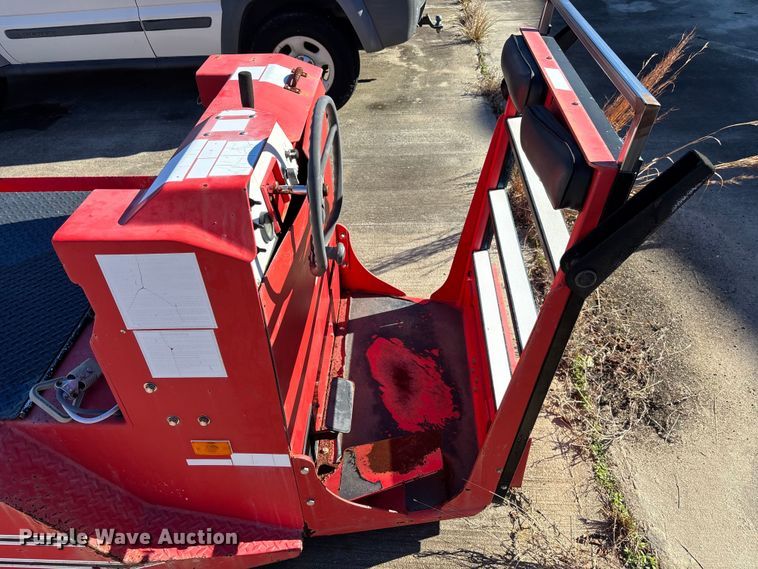 image for item DU0349 2003 Lextro AP8750B  aircraft tug