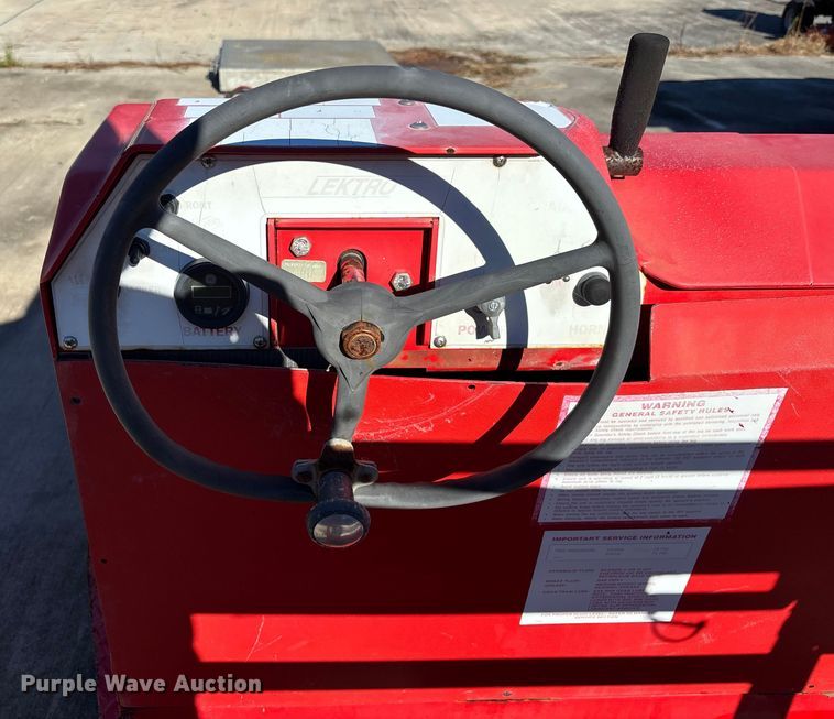 image for item DU0349 2003 Lextro AP8750B  aircraft tug