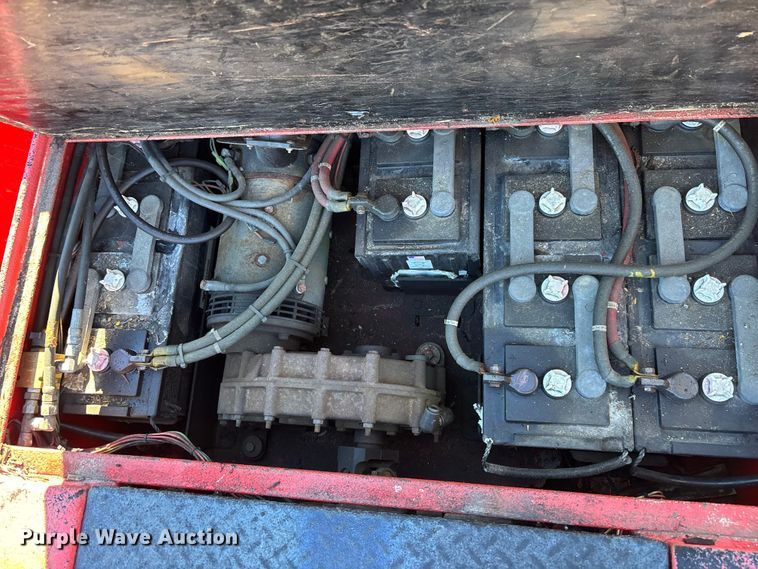 image for item DU0349 2003 Lextro AP8750B  aircraft tug