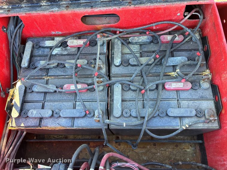 image for item DU0349 2003 Lextro AP8750B  aircraft tug