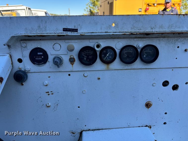 image for item DU0352 Jetline aircraft tug