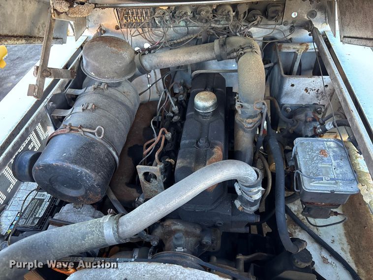 image for item DU0352 Jetline aircraft tug