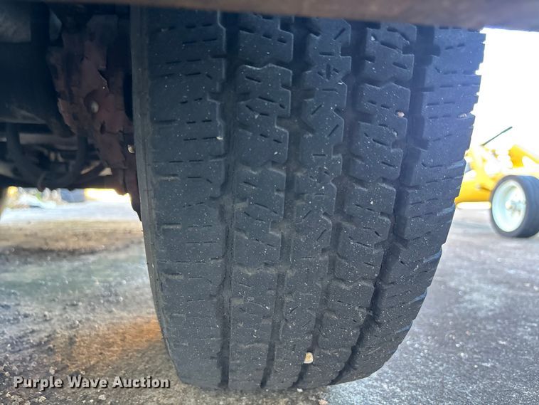 image for item DU0352 Jetline aircraft tug