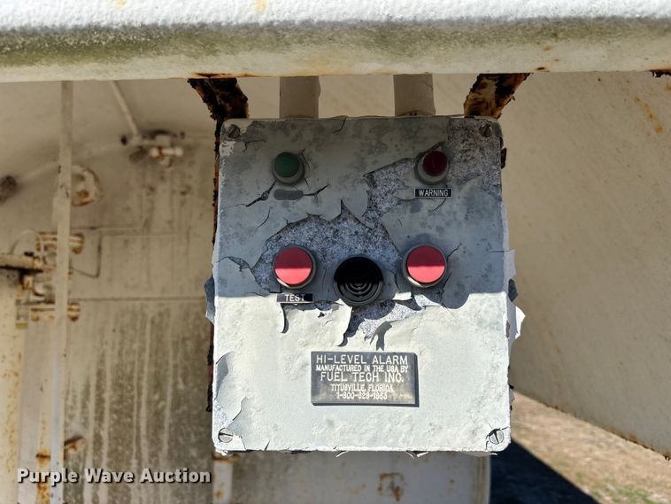 image for item DU0356 1994 FTI 12KJF 100BL fuel tank