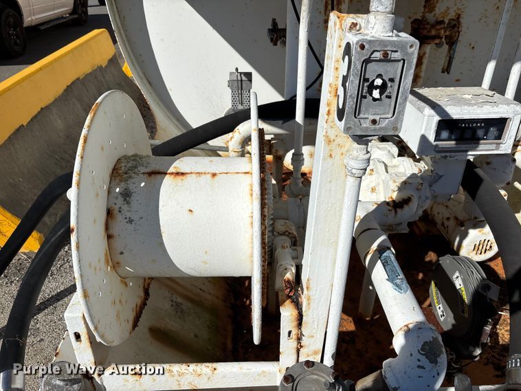 image for item DU0357 1994 FTI 12KAG-100BL 50IP fuel tank