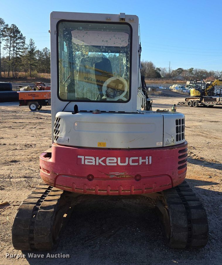 image for item DU2674 2011 Takeuchi TB153FR mini excavator