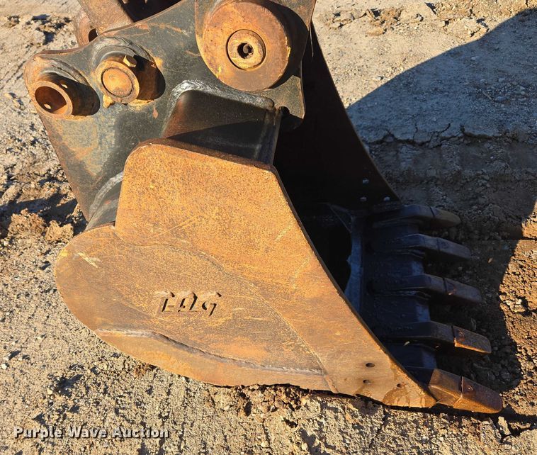 image for item DU2674 2011 Takeuchi TB153FR mini excavator