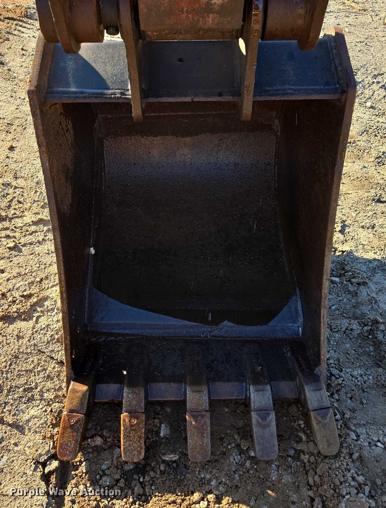 image for item DU2674 2011 Takeuchi TB153FR mini excavator