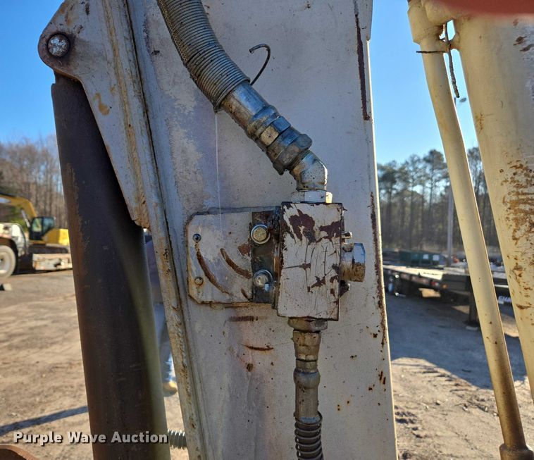 image for item DU2674 2011 Takeuchi TB153FR mini excavator