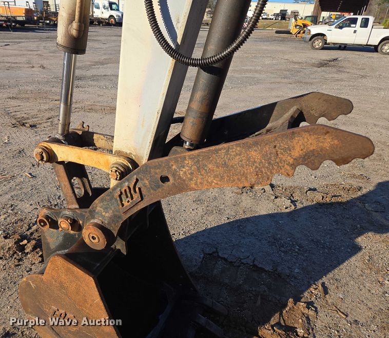 image for item DU2674 2011 Takeuchi TB153FR mini excavator