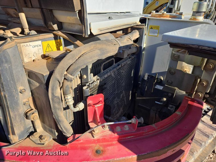 image for item DU2674 2011 Takeuchi TB153FR mini excavator