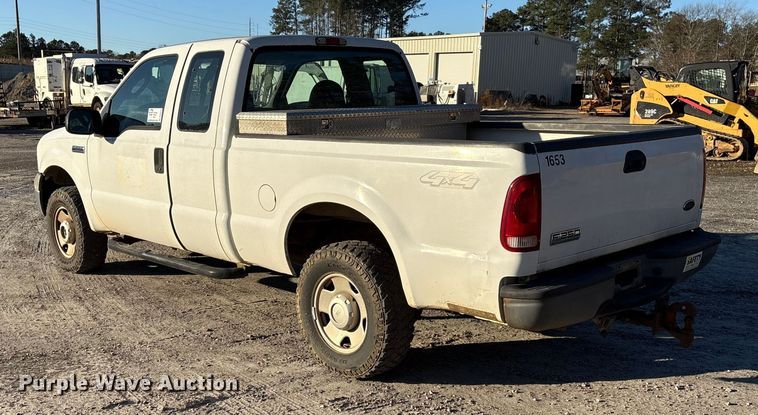 image for item DU2675 2006 Ford F250 Super Duty XL Ext. Cab pickup truck