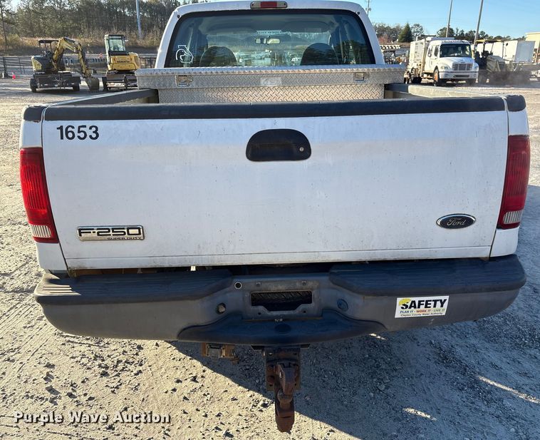 image for item DU2675 2006 Ford F250 Super Duty XL Ext. Cab pickup truck