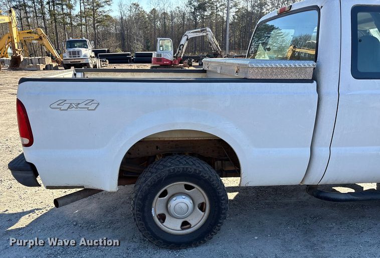 image for item DU2675 2006 Ford F250 Super Duty XL Ext. Cab pickup truck