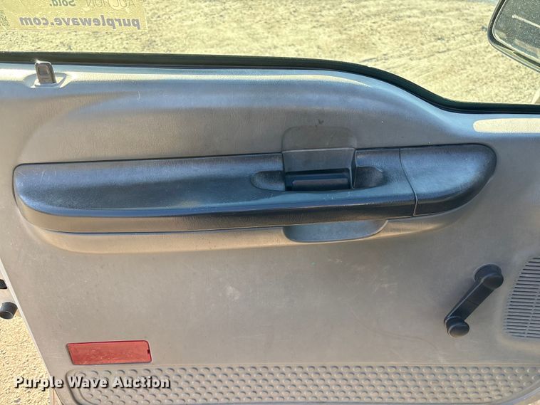 image for item DU2675 2006 Ford F250 Super Duty XL Ext. Cab pickup truck