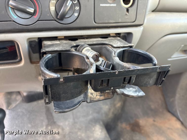 image for item DU2675 2006 Ford F250 Super Duty XL Ext. Cab pickup truck