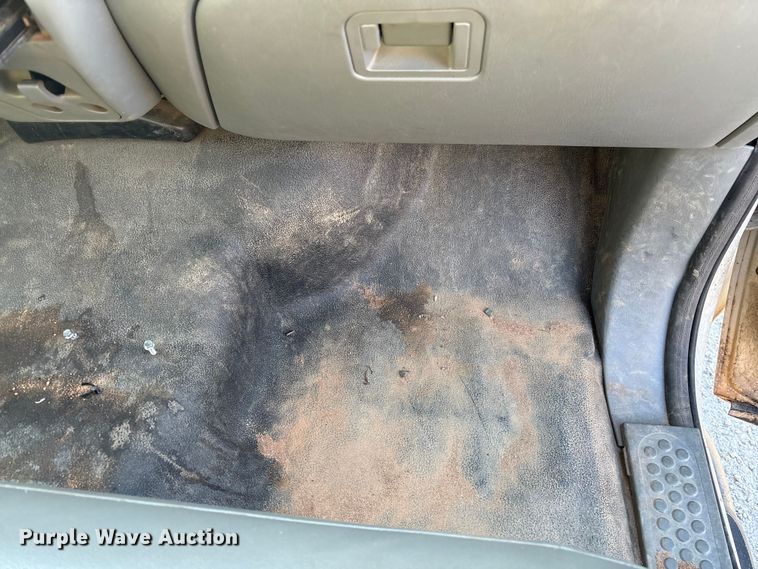 image for item DU2675 2006 Ford F250 Super Duty XL Ext. Cab pickup truck