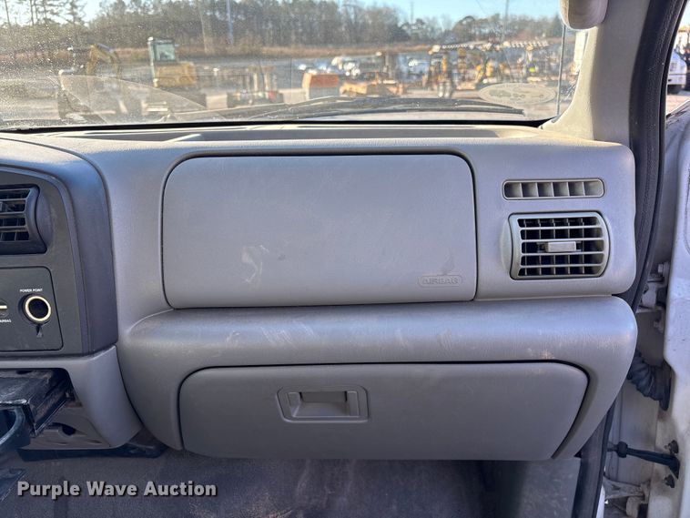 image for item DU2675 2006 Ford F250 Super Duty XL Ext. Cab pickup truck