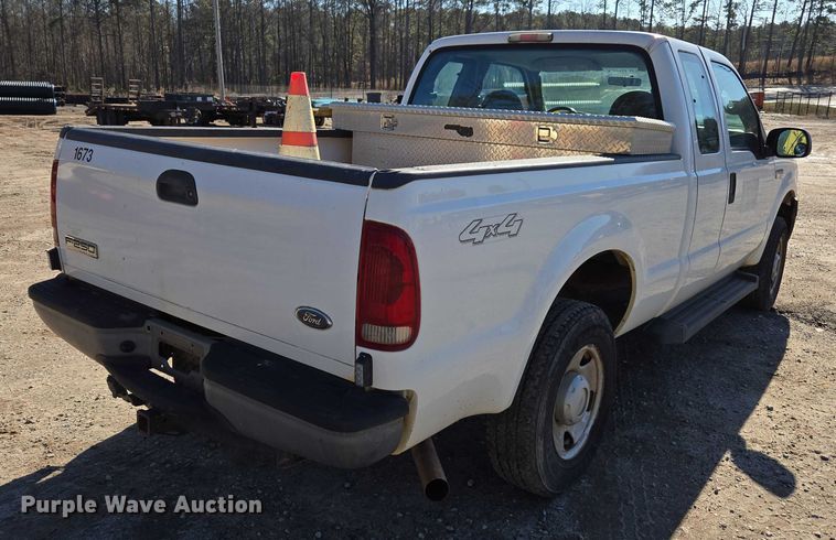 image for item DU2676 2007 Ford F250 Super Duty XL Ext. Cab pickup truck