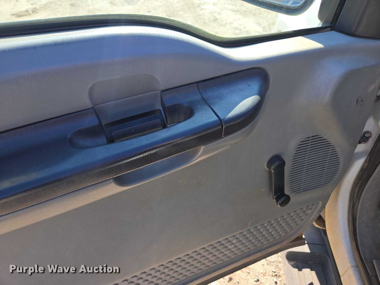 image for item DU2676 2007 Ford F250 Super Duty XL Ext. Cab pickup truck