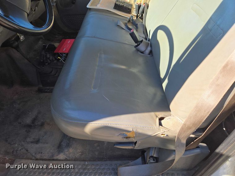 image for item DU2676 2007 Ford F250 Super Duty XL Ext. Cab pickup truck