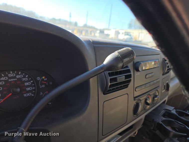 image for item DU2676 2007 Ford F250 Super Duty XL Ext. Cab pickup truck