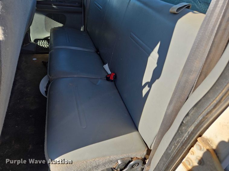 image for item DU2676 2007 Ford F250 Super Duty XL Ext. Cab pickup truck