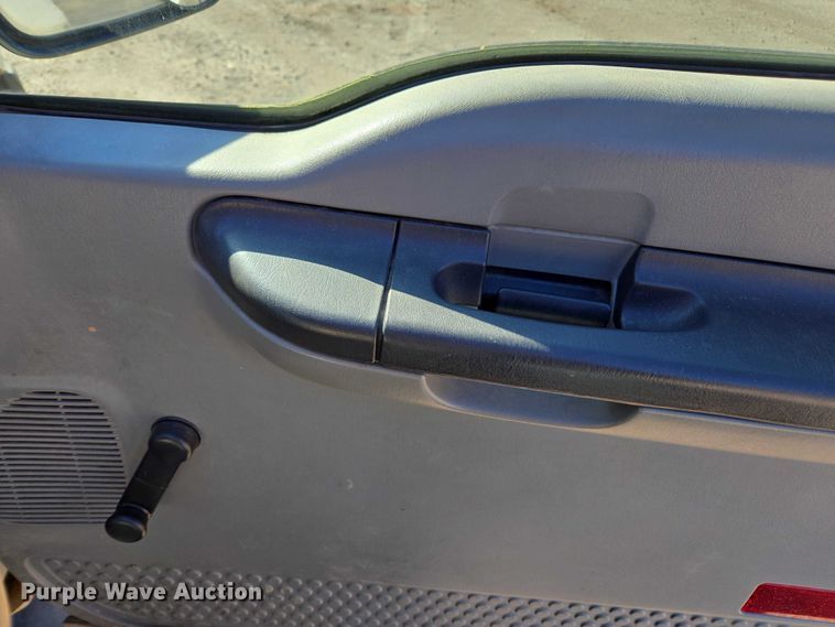 image for item DU2676 2007 Ford F250 Super Duty XL Ext. Cab pickup truck