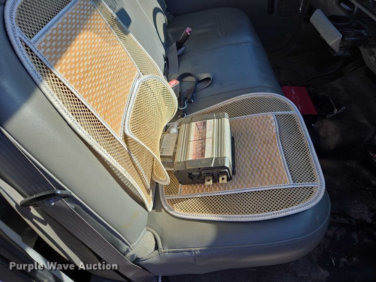 image for item DU2676 2007 Ford F250 Super Duty XL Ext. Cab pickup truck