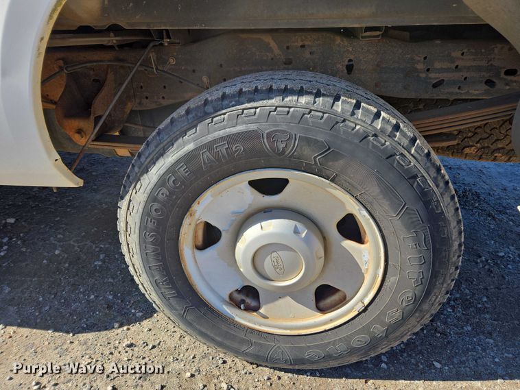 image for item DU2676 2007 Ford F250 Super Duty XL Ext. Cab pickup truck