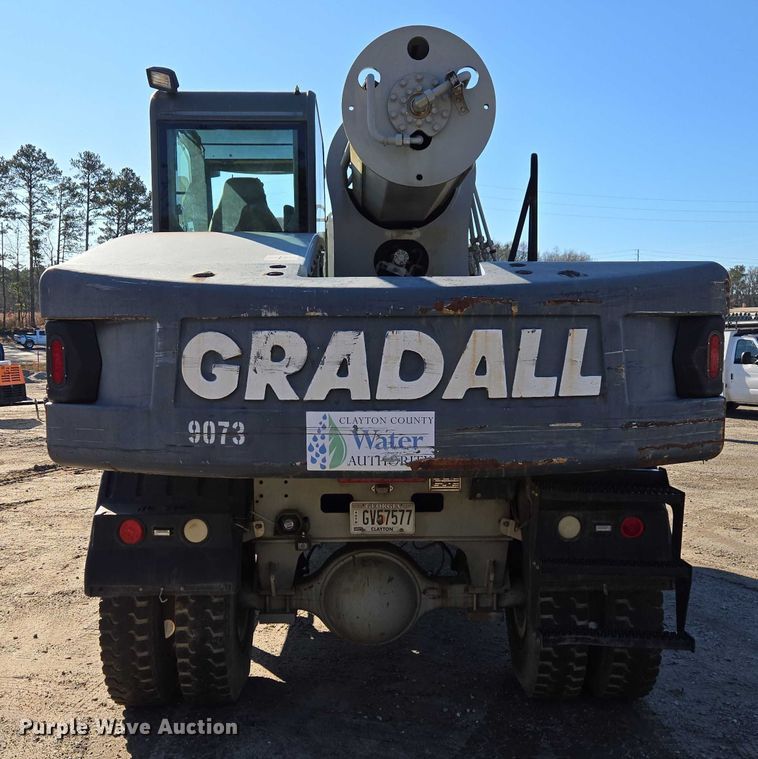 image for item DU2677 2003 Gradall XL3100 wheeled excavator