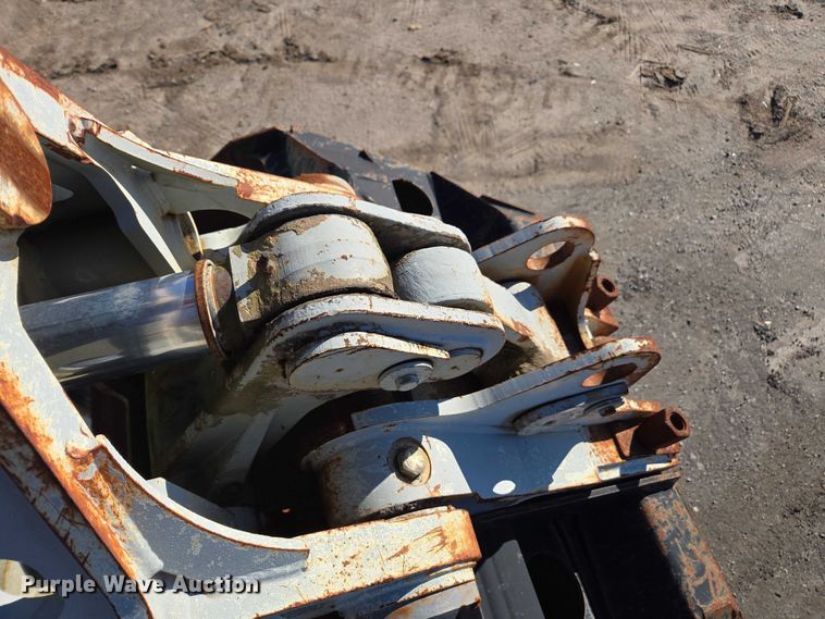 image for item DU2677 2003 Gradall XL3100 wheeled excavator