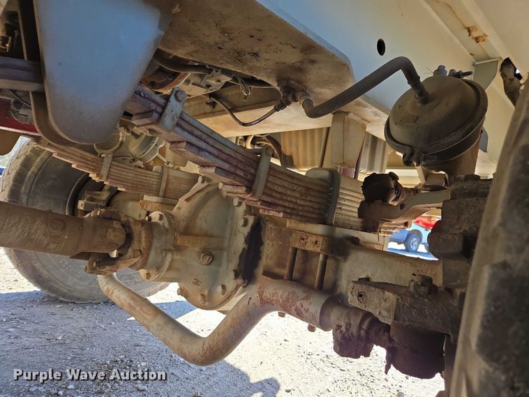 image for item DU2677 2003 Gradall XL3100 wheeled excavator