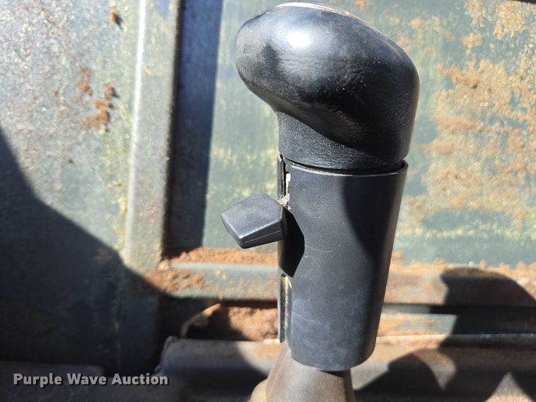 image for item DU2677 2003 Gradall XL3100 wheeled excavator