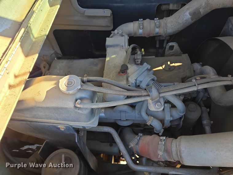 image for item DU2677 2003 Gradall XL3100 wheeled excavator