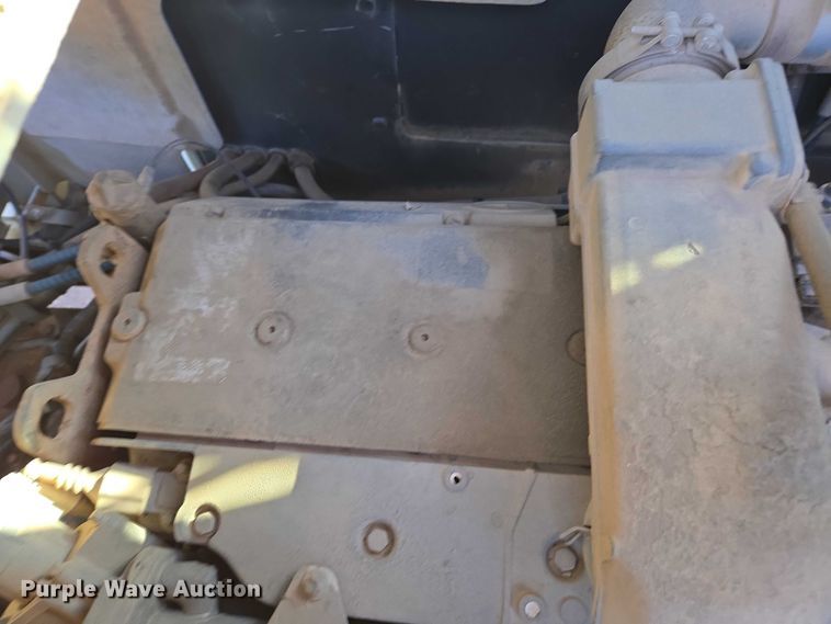 image for item DU2677 2003 Gradall XL3100 wheeled excavator