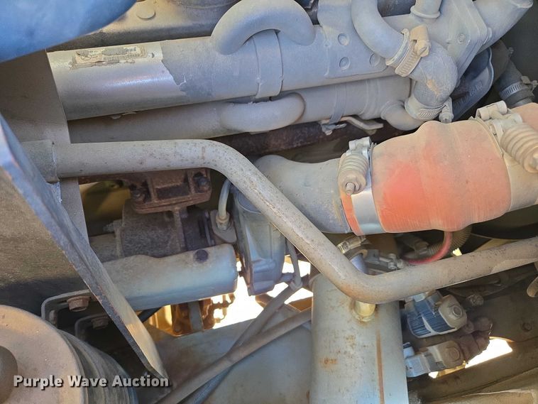 image for item DU2677 2003 Gradall XL3100 wheeled excavator