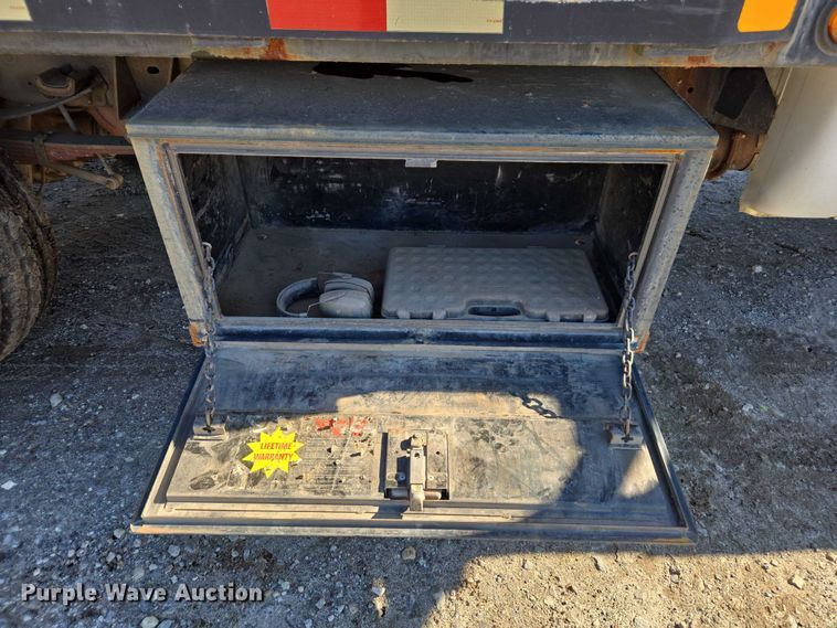 image for item DU2678 2008 Ford F450 Super Duty XL flatbed truck