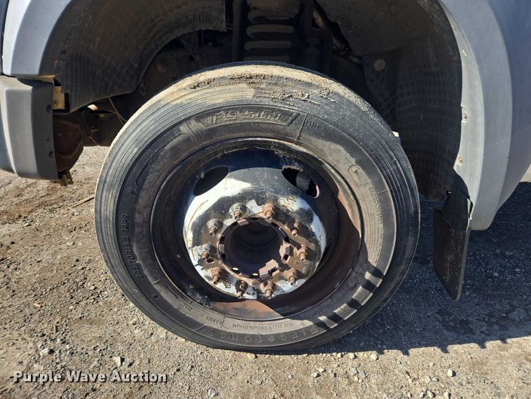 image for item DU2678 2008 Ford F450 Super Duty XL flatbed truck