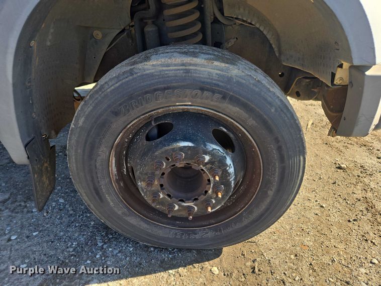 image for item DU2678 2008 Ford F450 Super Duty XL flatbed truck