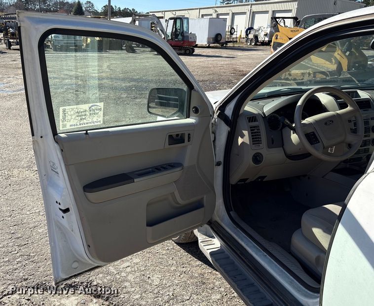 image for item DU2680 2008 Ford Escape SUV