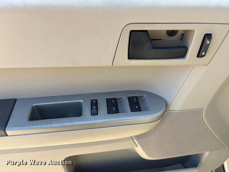 image for item DU2680 2008 Ford Escape SUV