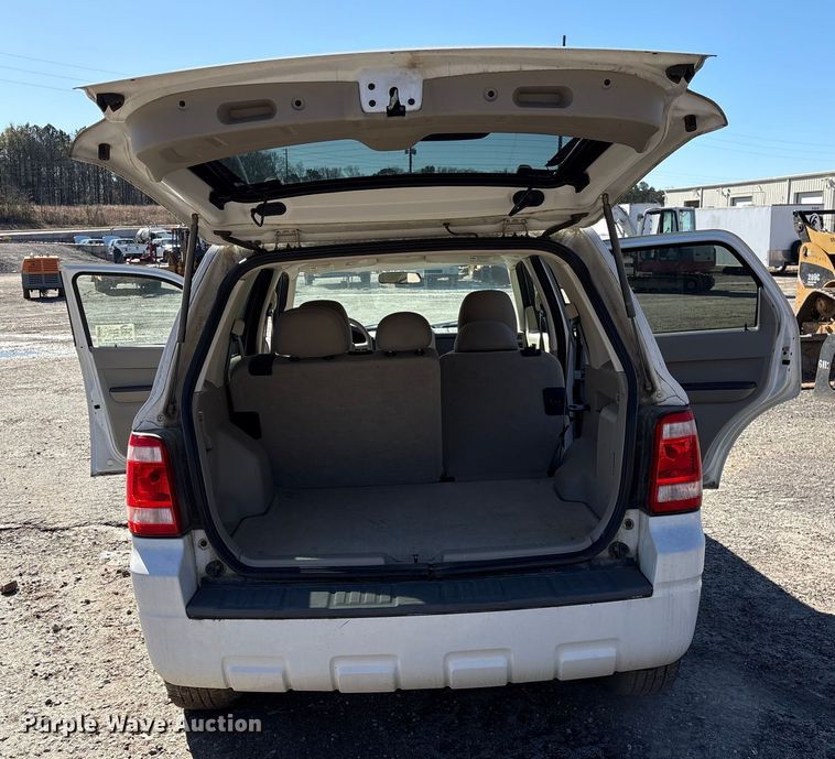 image for item DU2680 2008 Ford Escape SUV